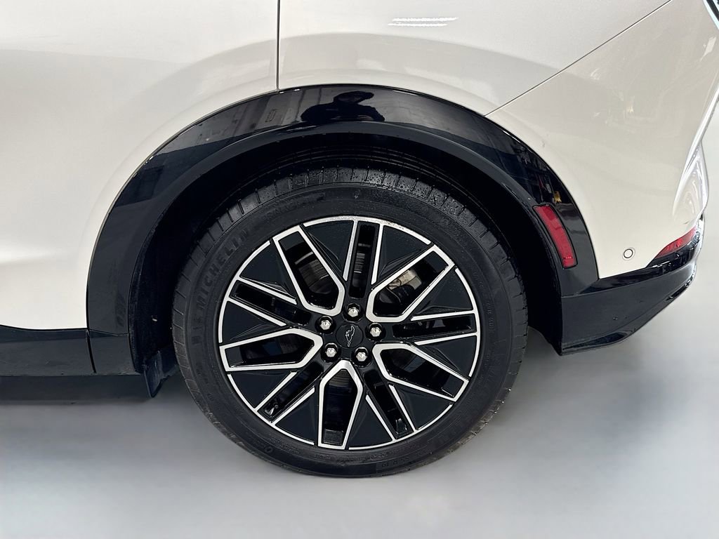 Used 2024 Ford Mustang Mach-E Premium image 12