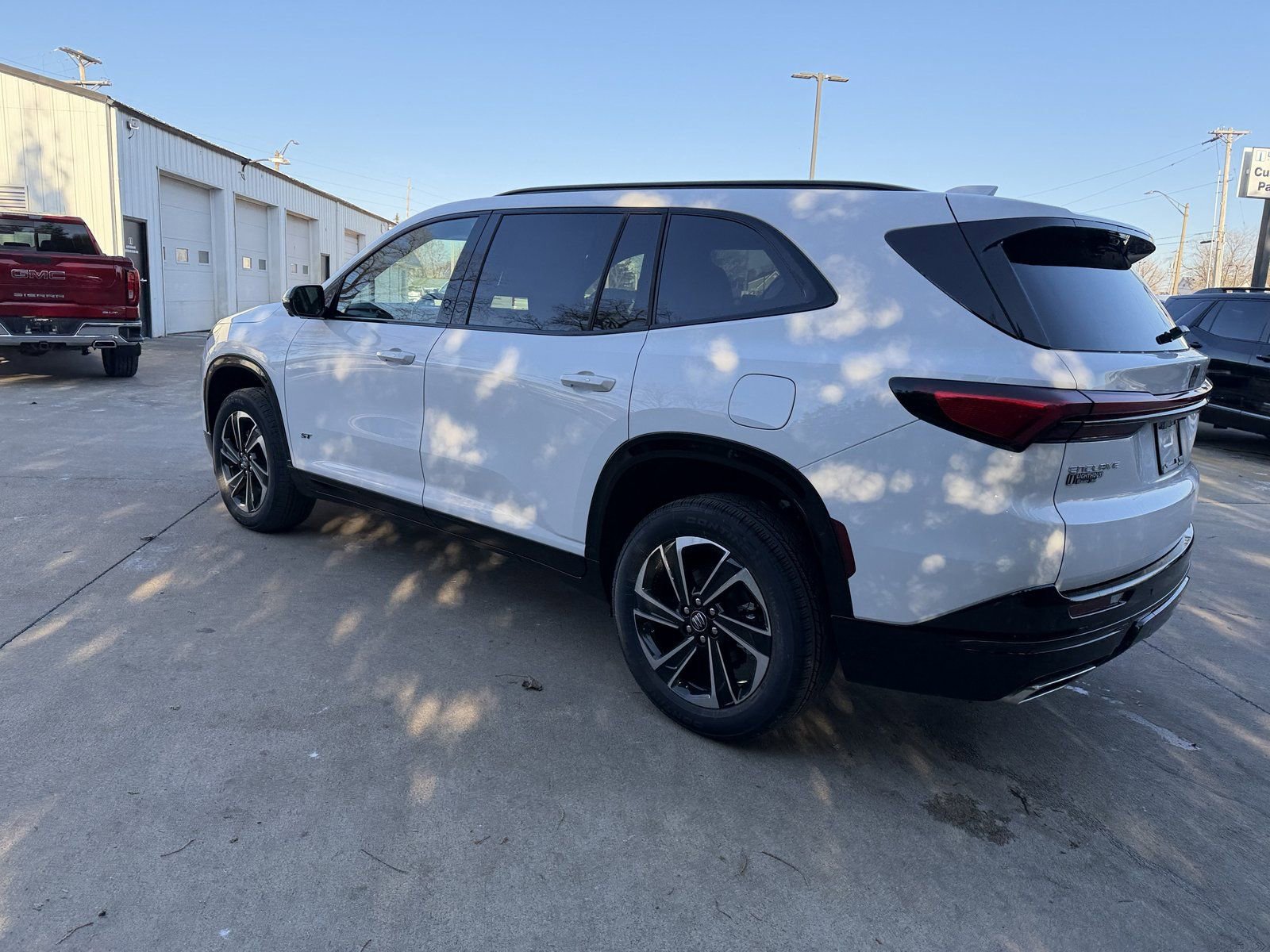 New 2026 Buick Enclave Sport Touring w/ Power Package FWD image 31
