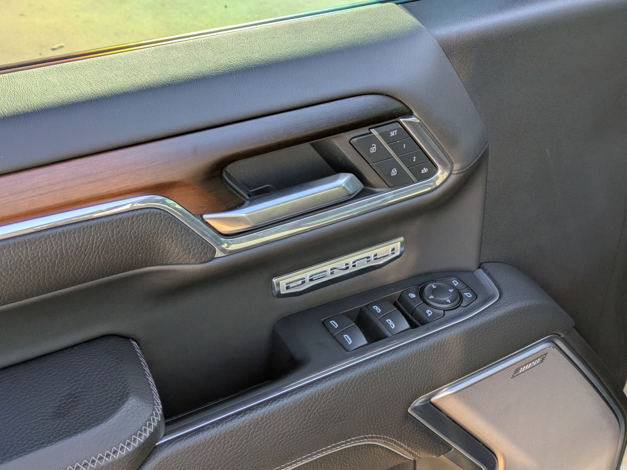 Certified 2024 GMC Sierra 1500 Denali image 12