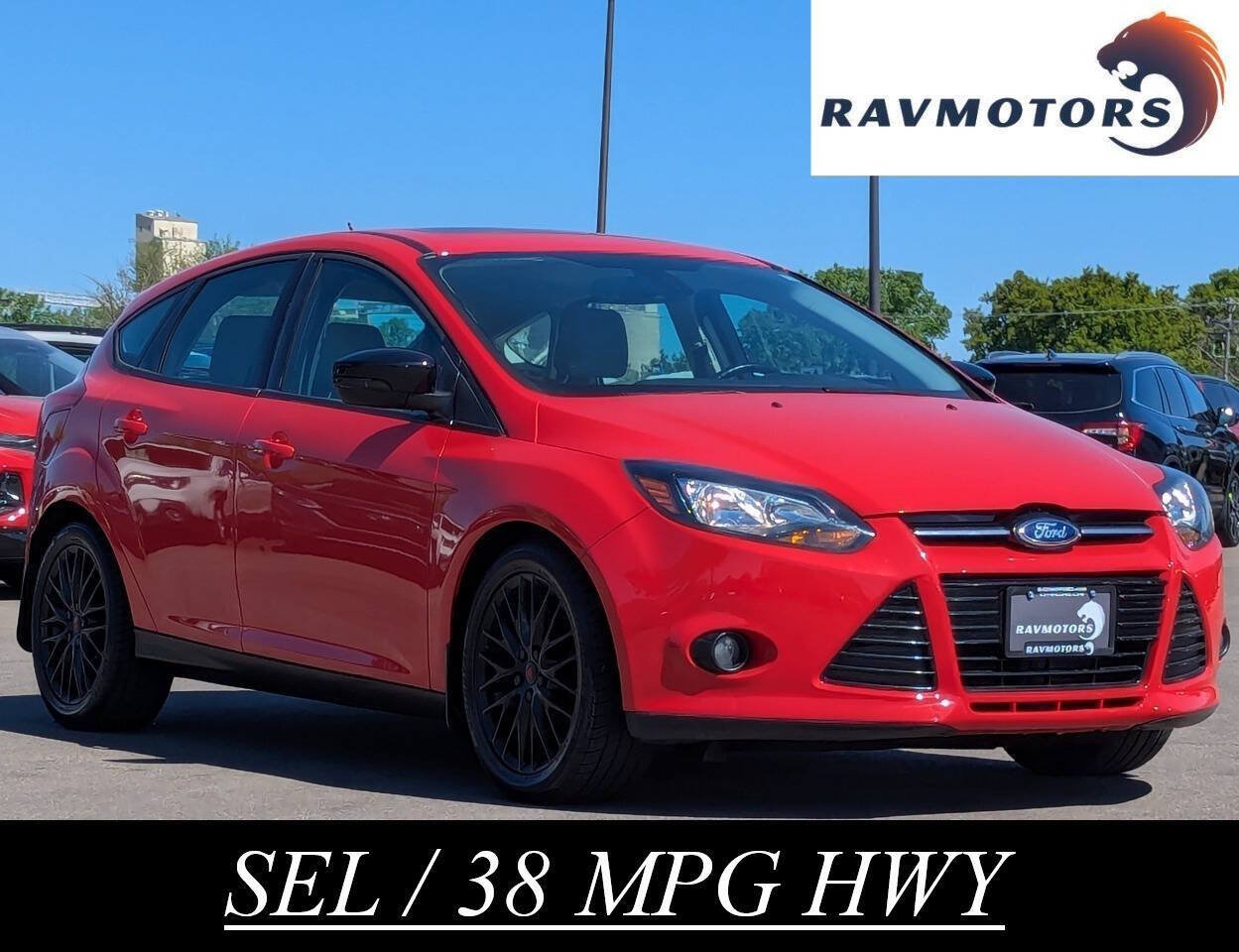 Used 2012 Ford Focus SEL FWD image 1