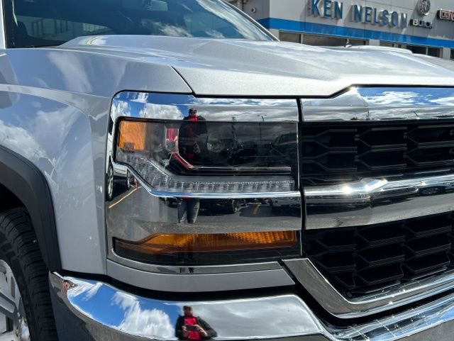 Used 2017 Chevrolet Silverado 1500 LT w/ All Star Edition image 15