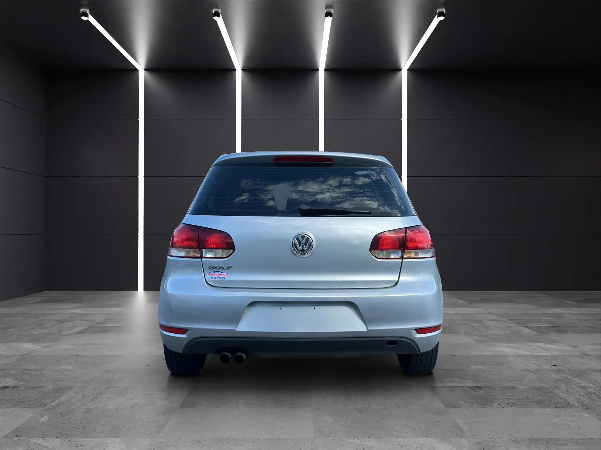 Used 2013 Volkswagen Golf 4-Door FWD image 5