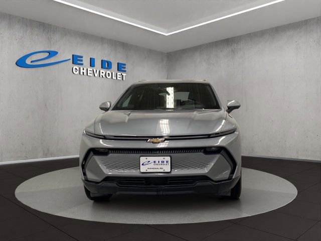 New 2026 Chevrolet Equinox EV LT image 9