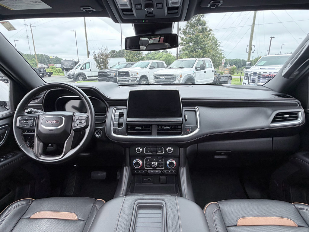 Used 2023 GMC Yukon AT4 w/ AT4 Premium Plus Package AWD/4WD image 13