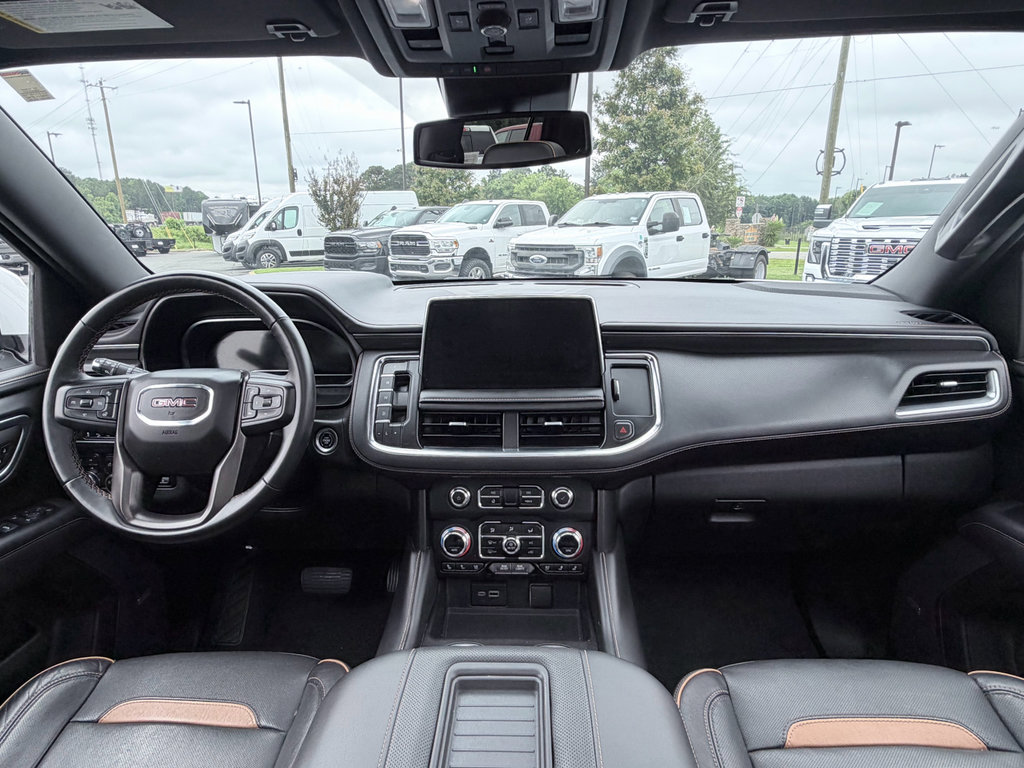 Used 2023 GMC Yukon AT4 w/ AT4 Premium Plus Package AWD/4WD image 13