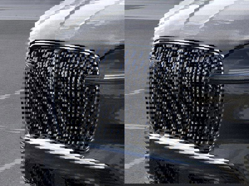 New 2026 Lincoln Aviator AWD image 17