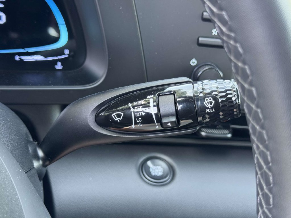 New 2026 Hyundai Elantra Sport FWD image 27