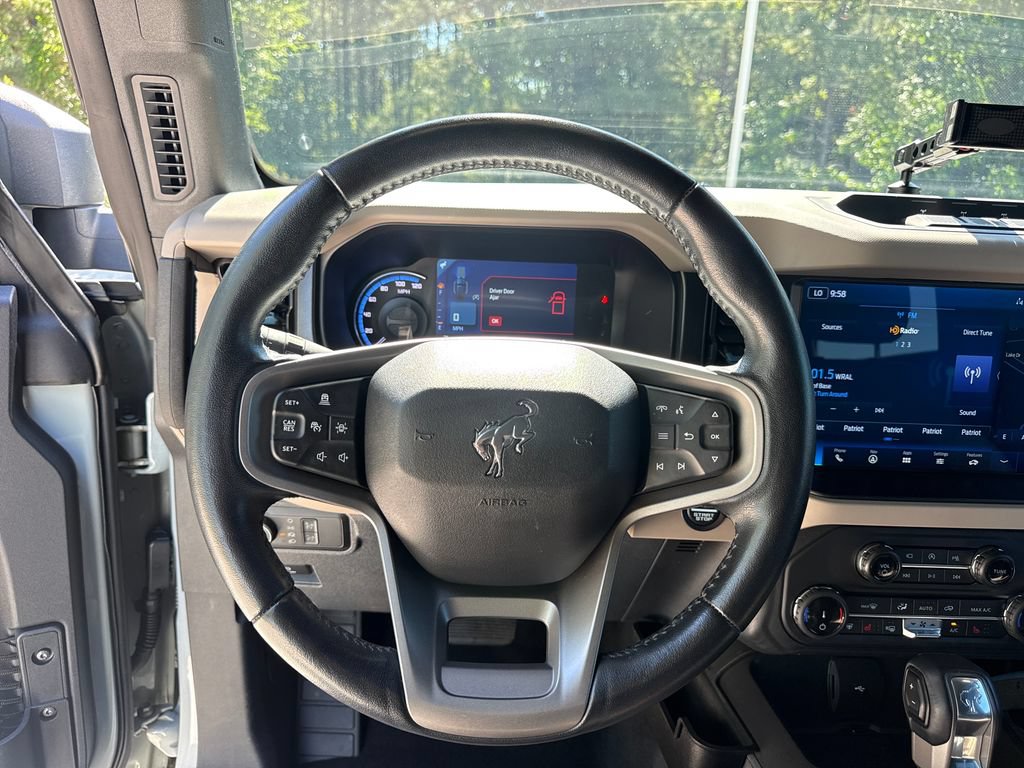 Used 2022 Ford Bronco Wildtrak AWD/4WD image 19
