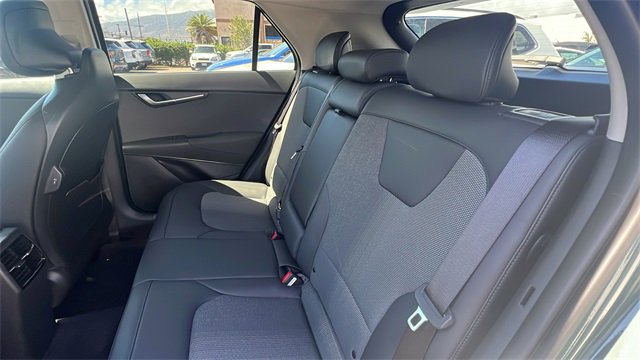 Used 2025 Kia Niro EX Touring image 15