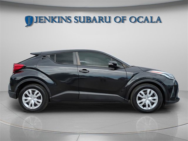 Used 2021 Toyota C-HR LE image 3