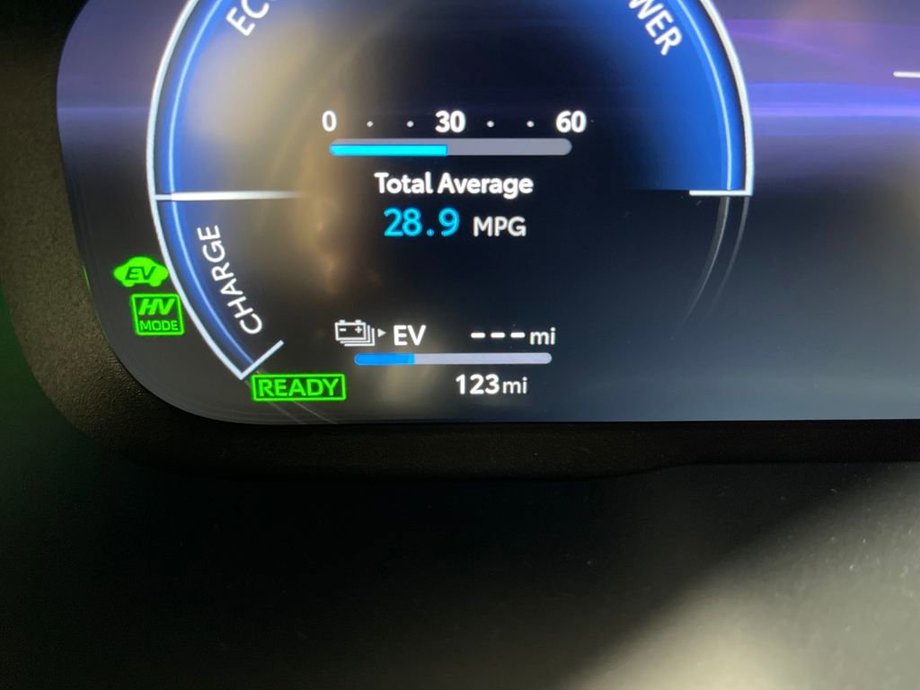 New 2025 Toyota RAV4 XSE image 19