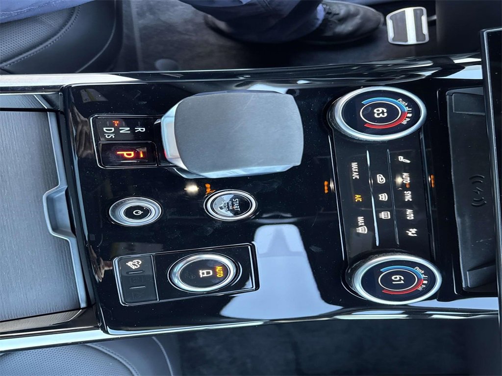 Used 2023 Land Rover Range Rover Sport SE Dynamic image 25