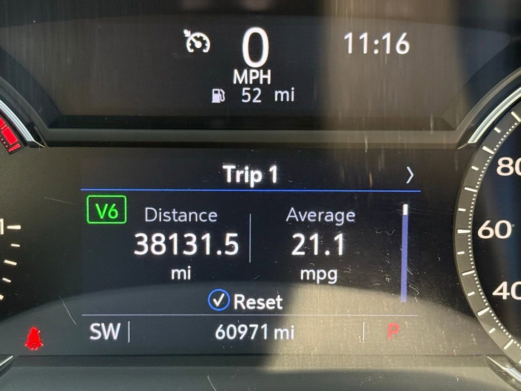 Used 2020 Cadillac XT5 Premium Luxury image 24