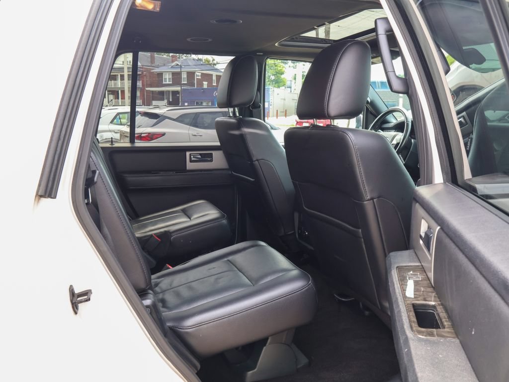 Used 2016 Ford Expedition Limited w/ Equipment Group 301A AWD/4WD image 35
