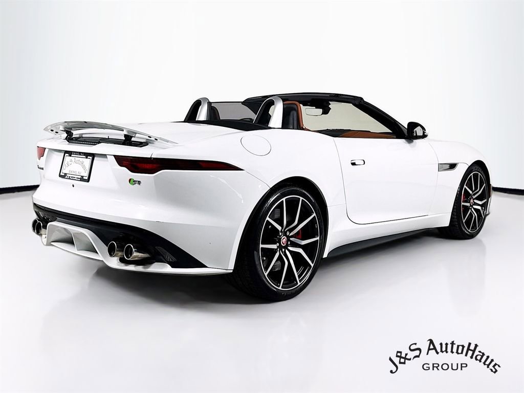 Used 2022 Jaguar F-TYPE R image 7