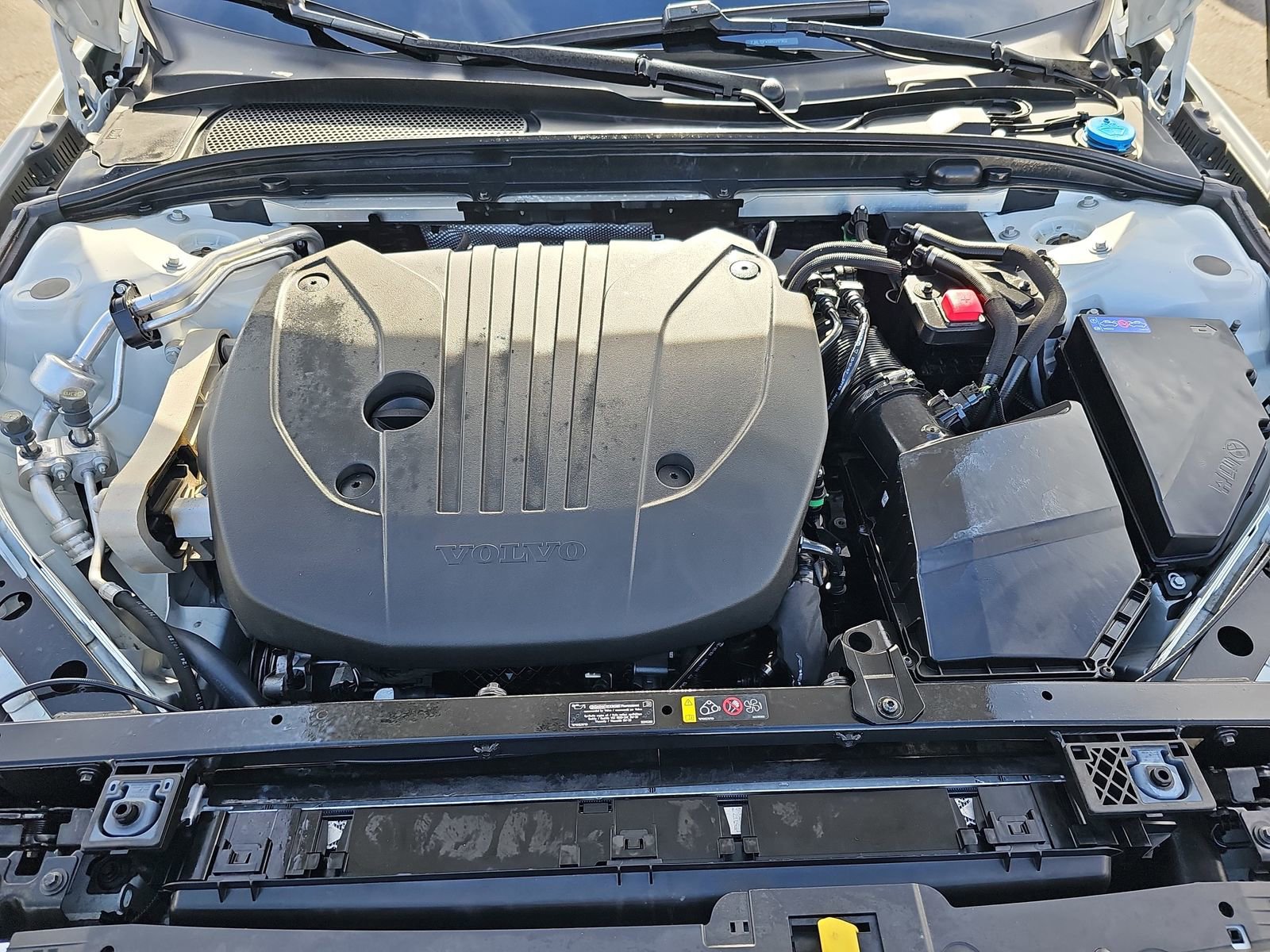 Used 2024 Volvo S60 B5 Core image 31