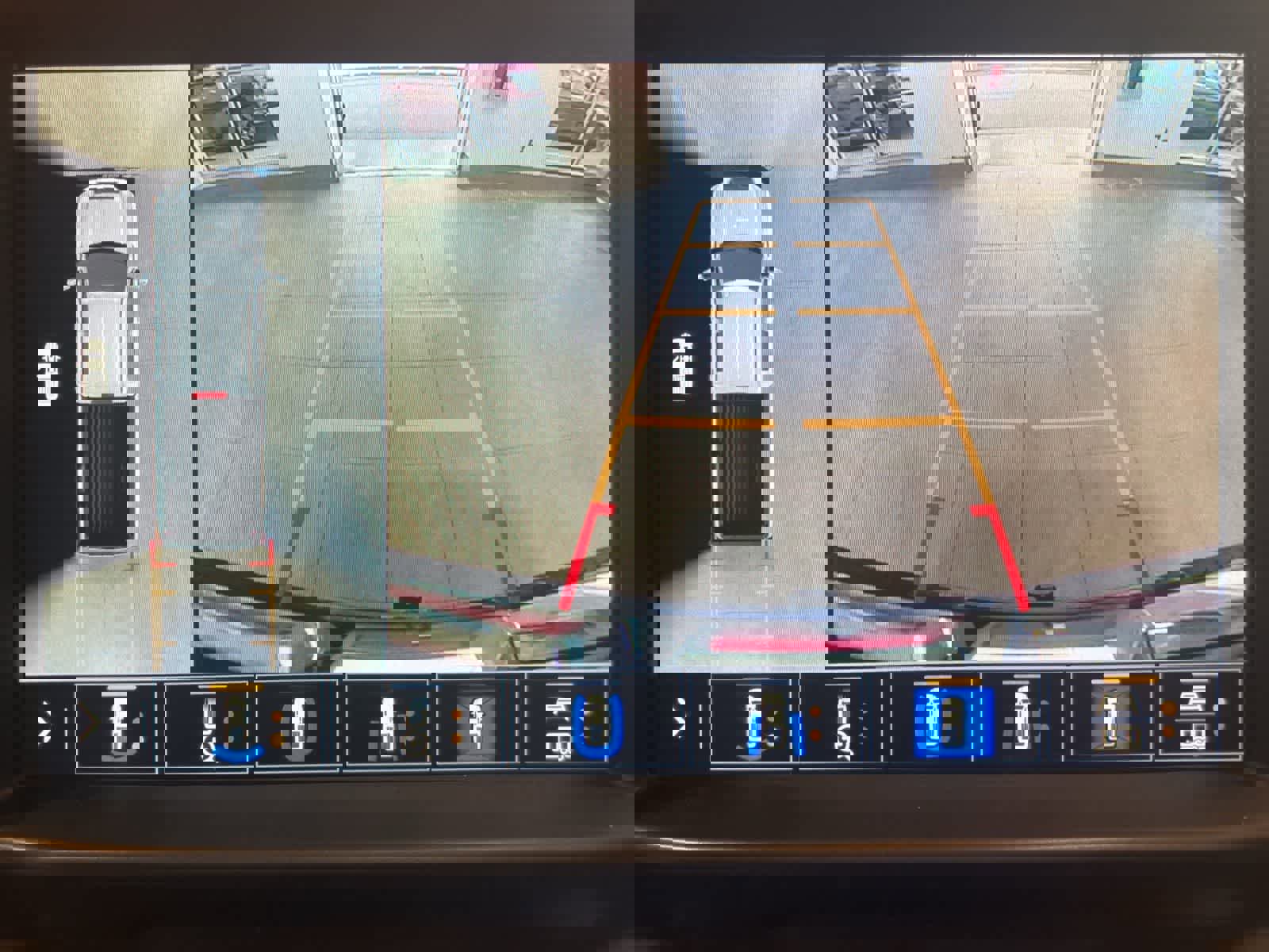 Used 2021 GMC Sierra 2500 AT4 w/ AT4 Preferred Package image 23