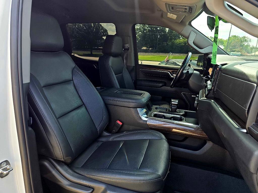 Used 2022 Chevrolet Silverado 1500 LT Trail Boss w/ LT Trail Boss Premium Package image 16