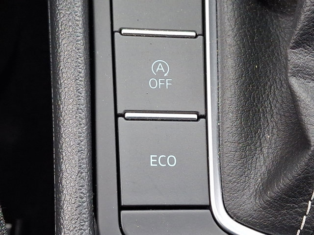 Used 2024 Volkswagen Jetta Sport image 23