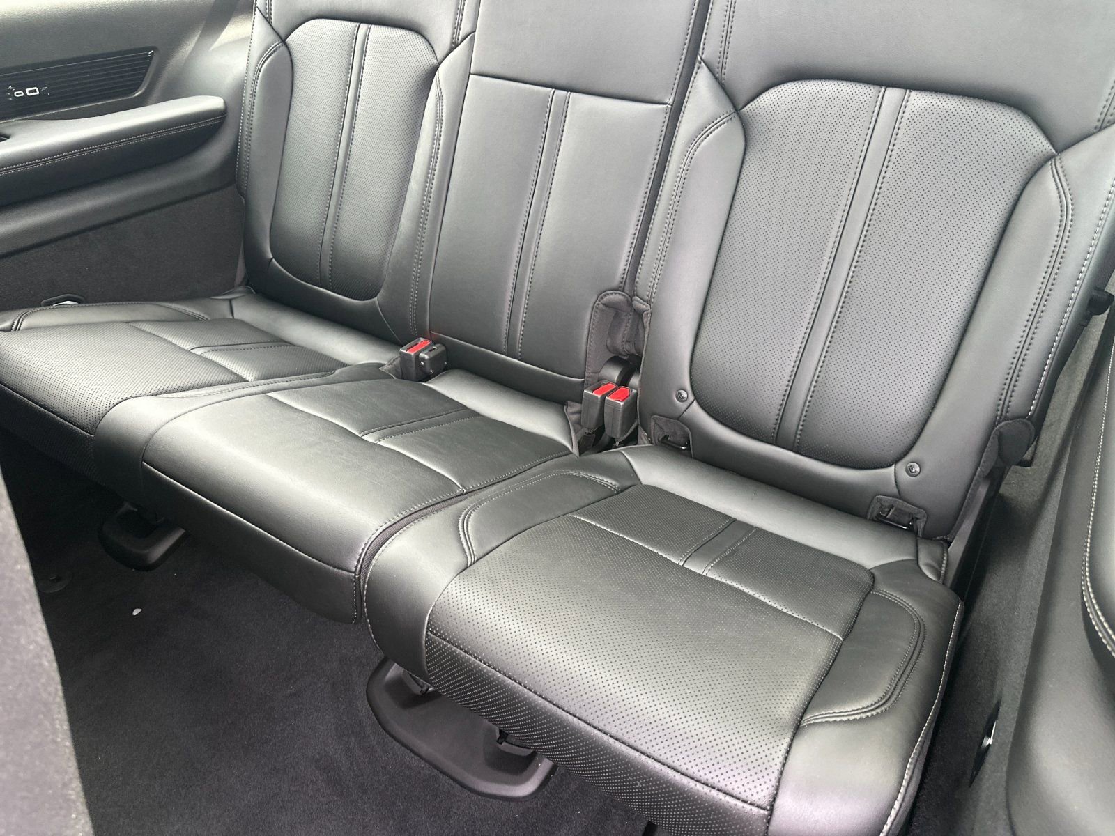 New 2026 Jeep Grand Wagoneer L Summit image 15