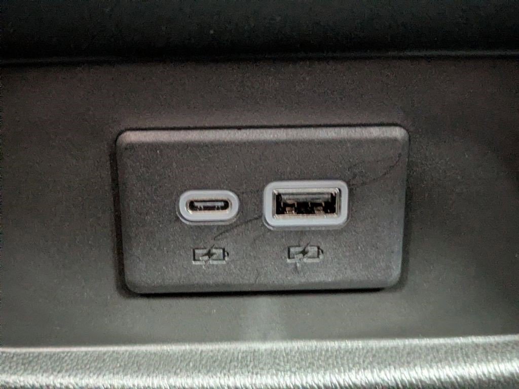 Certified 2025 Cadillac XT5 Luxury image 15