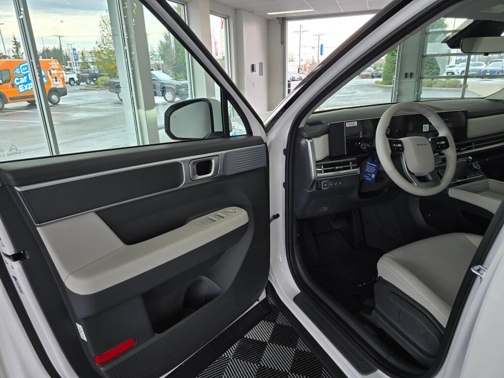 New 2026 Hyundai Santa Fe SE image 32