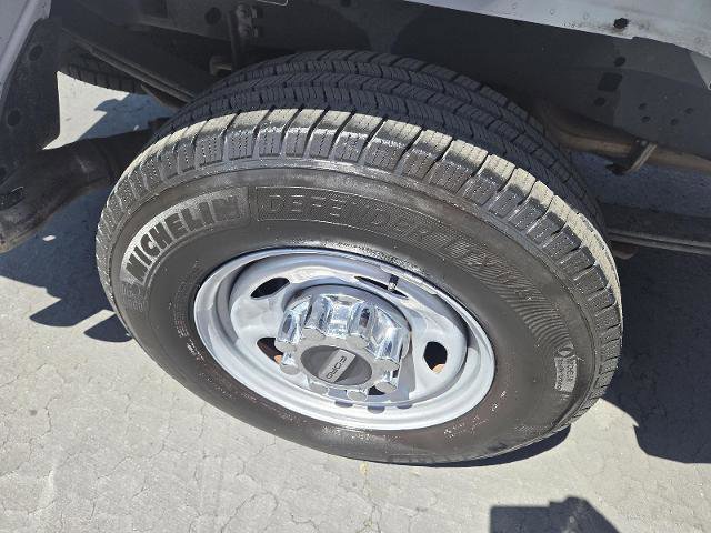 Certified 2021 Ford F250 XL w/ Power Equipment Group RWD image 4