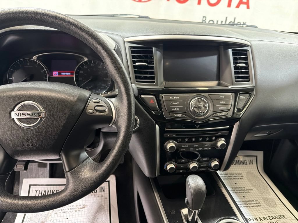 Used 2017 Nissan Pathfinder S AWD/4WD image 27
