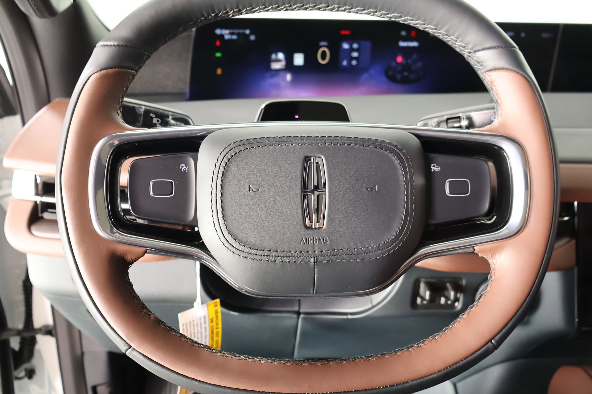 New 2026 Lincoln Navigator Reserve image 3