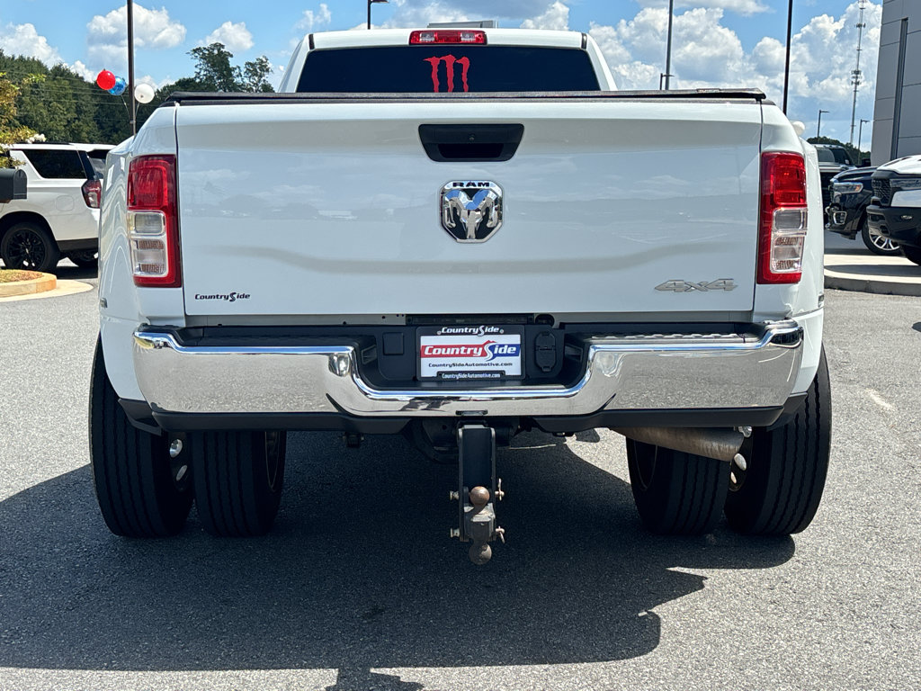 Used 2024 RAM 3500 Tradesman w/ Chrome Appearance Group AWD/4WD image 11