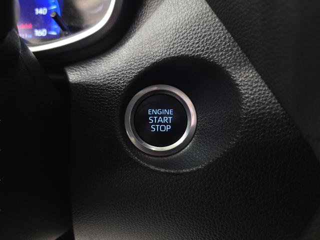 Used 2022 Toyota Corolla Cross XLE w/ Convenience Package FWD image 19