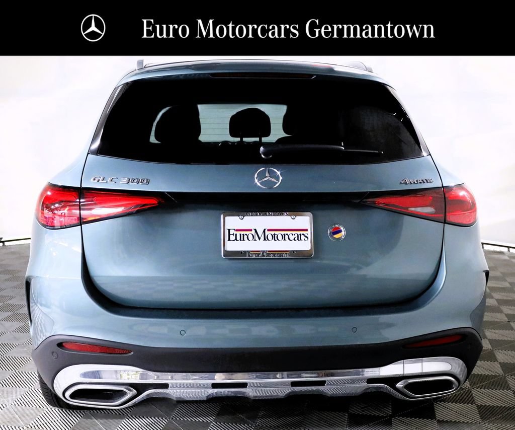 Used 2026 Mercedes-Benz GLC 300 4MATIC image 5
