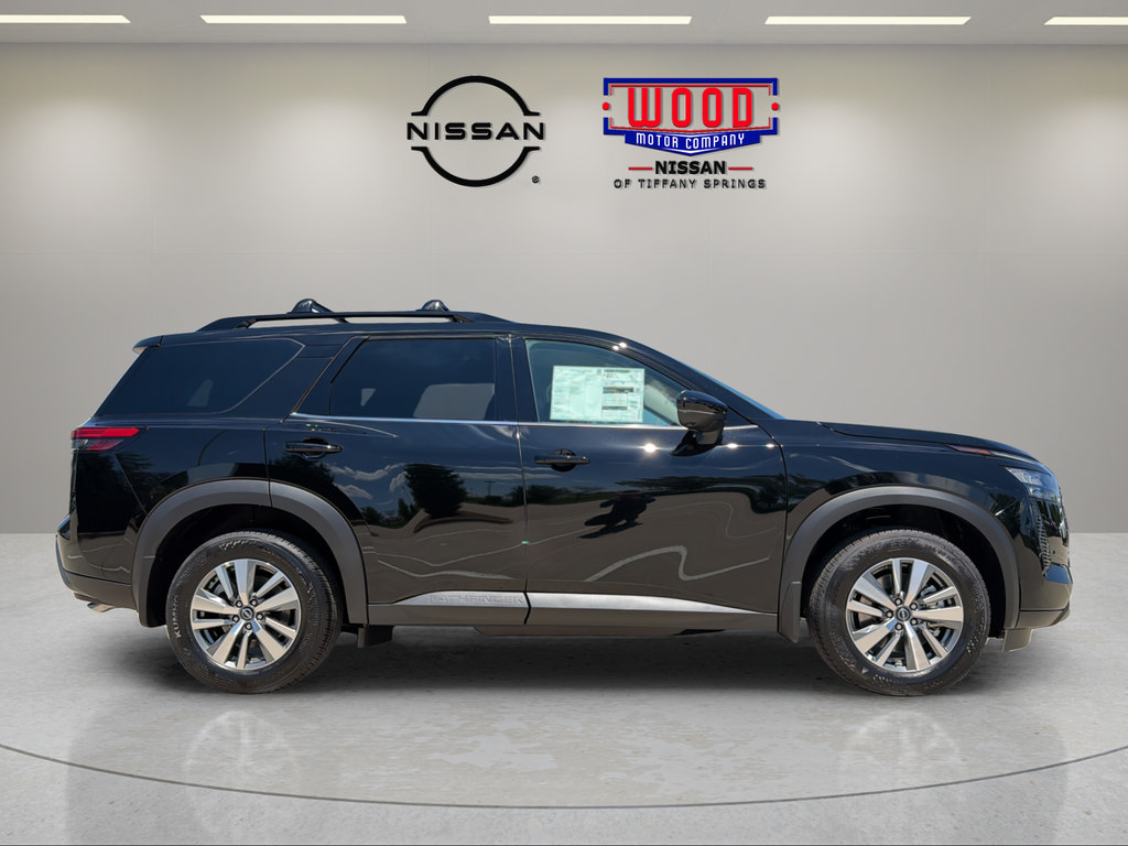 New 2026 Nissan Pathfinder SL AWD/4WD image 2