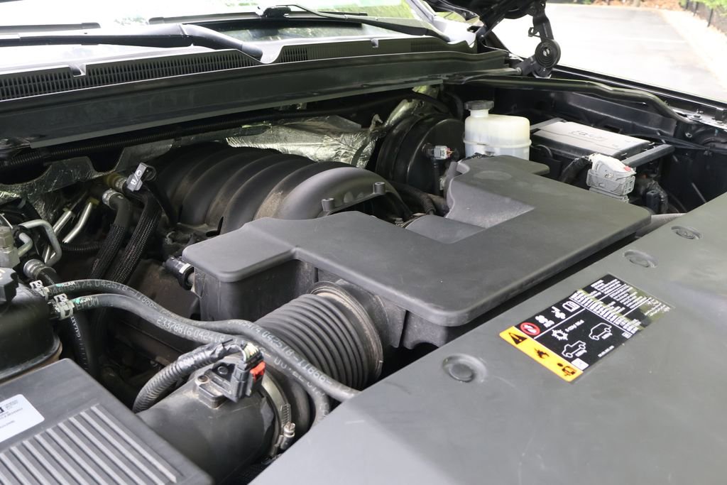 Used 2018 Chevrolet Tahoe Premier AWD/4WD image 17
