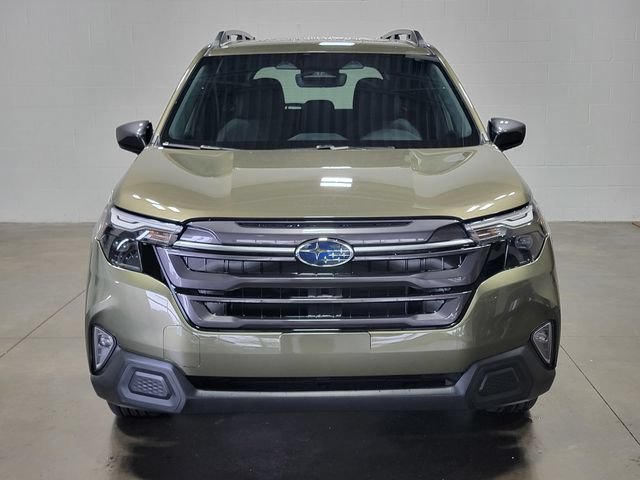 Used 2026 Subaru Forester Premium AWD/4WD image 3