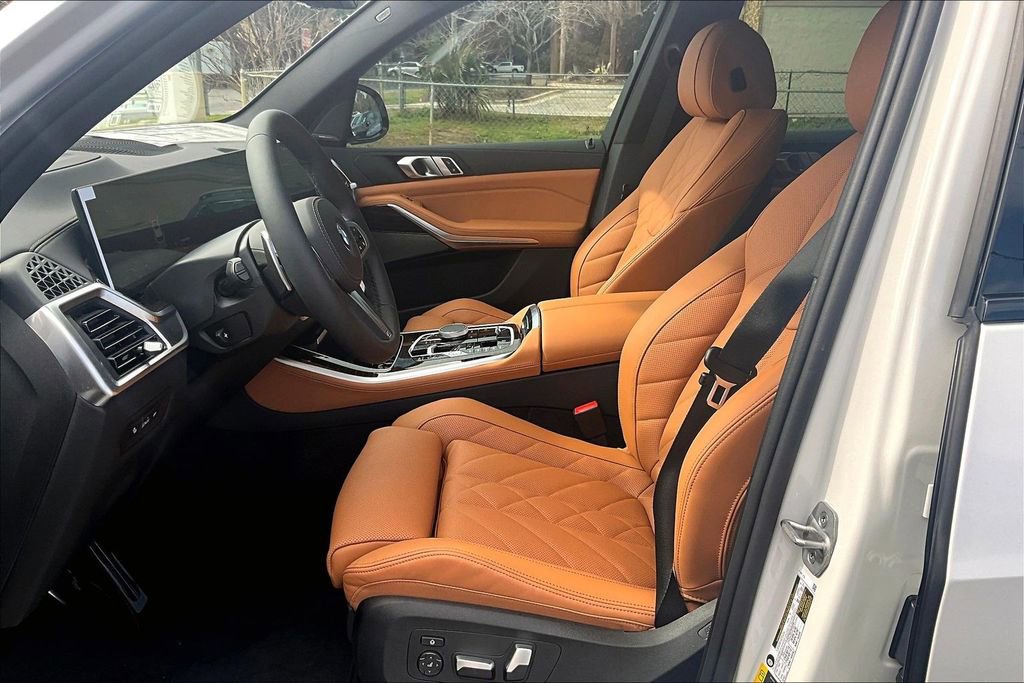 New 2026 BMW X5 xDrive50e AWD/4WD image 8