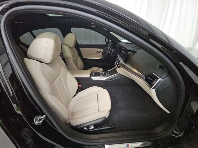 Used 2023 BMW 330i xDrive Sedan w/ M Sport Package image 6