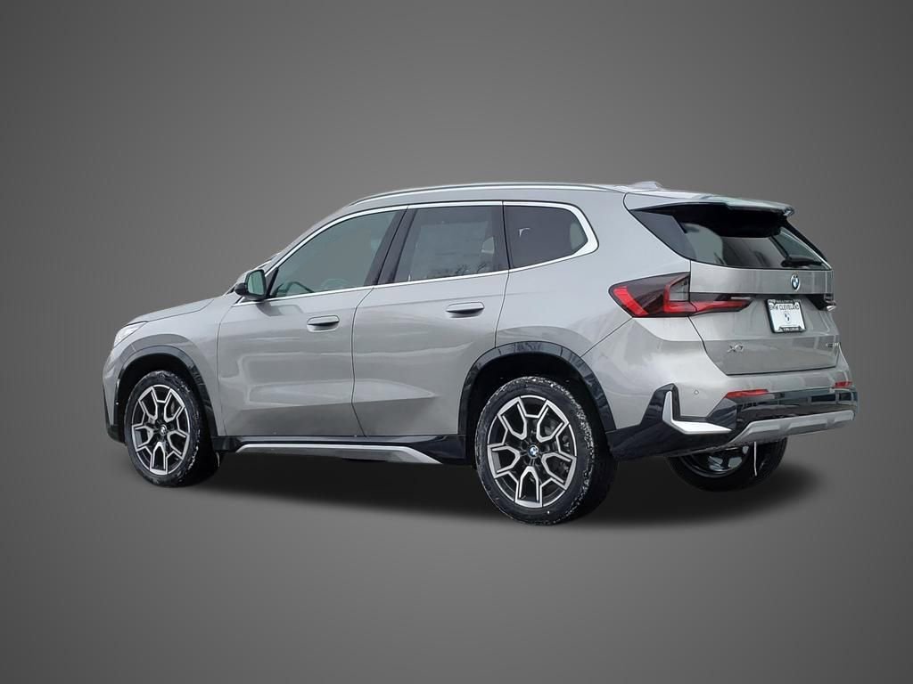 New 2026 BMW X1 xDrive28i w/ Technology Package AWD/4WD image 3