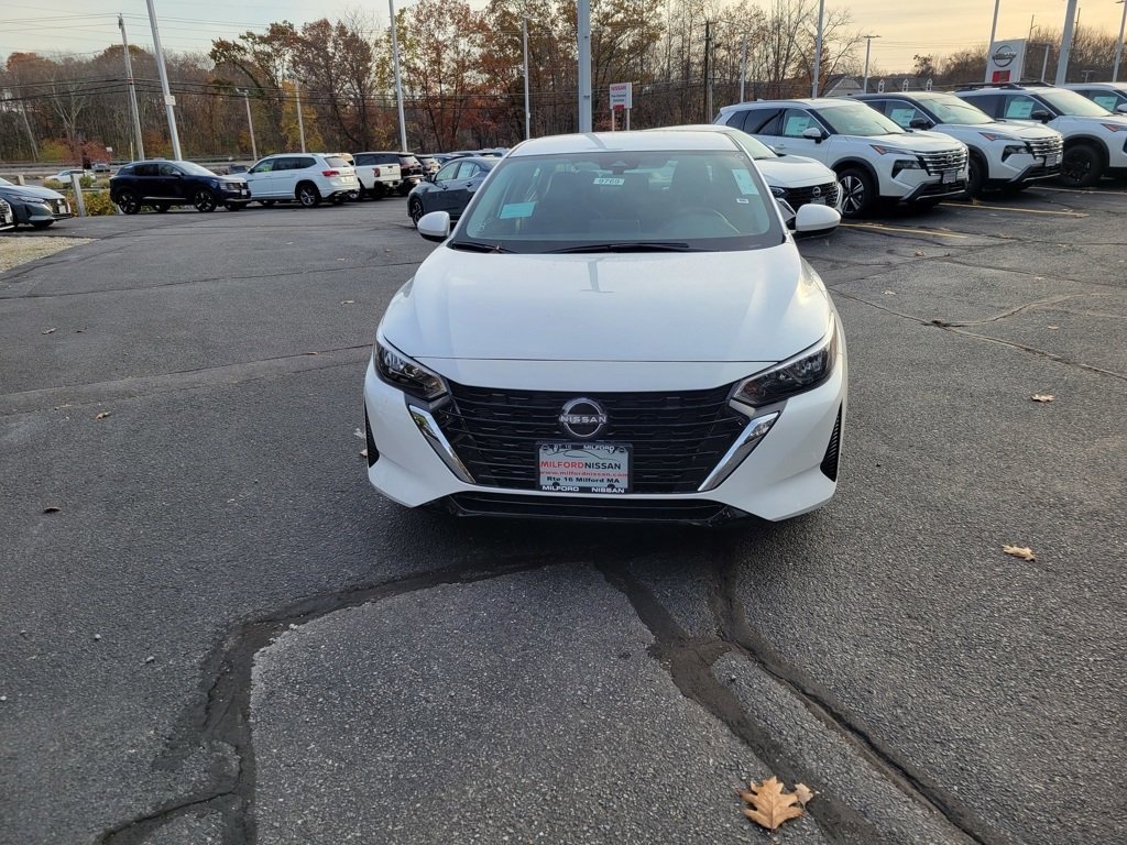 Certified 2025 Nissan Sentra SV w/ Trunk Package image 7
