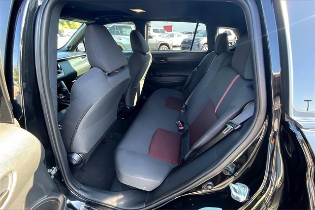 Used 2024 Toyota Corolla Cross AWD Hybrid w/ Moonroof Package image 26