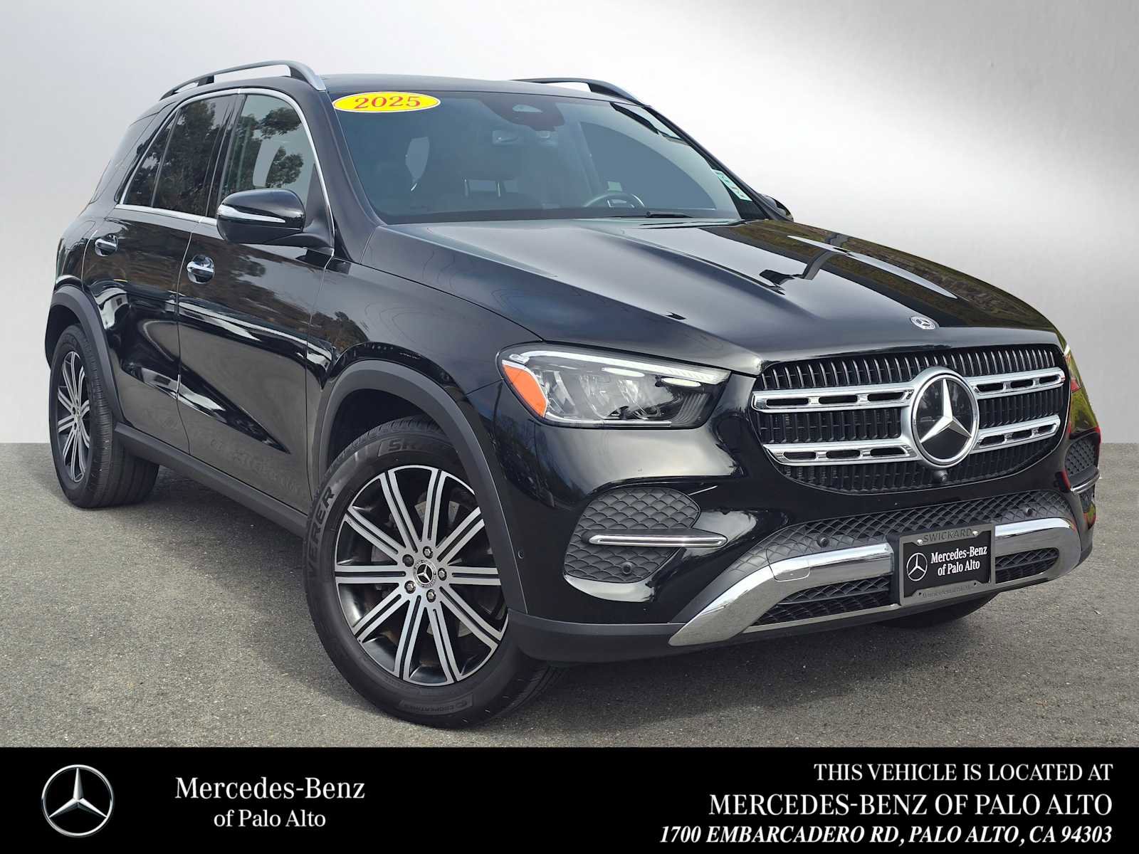 Certified 2025 Mercedes-Benz GLE 350 4MATIC image 1