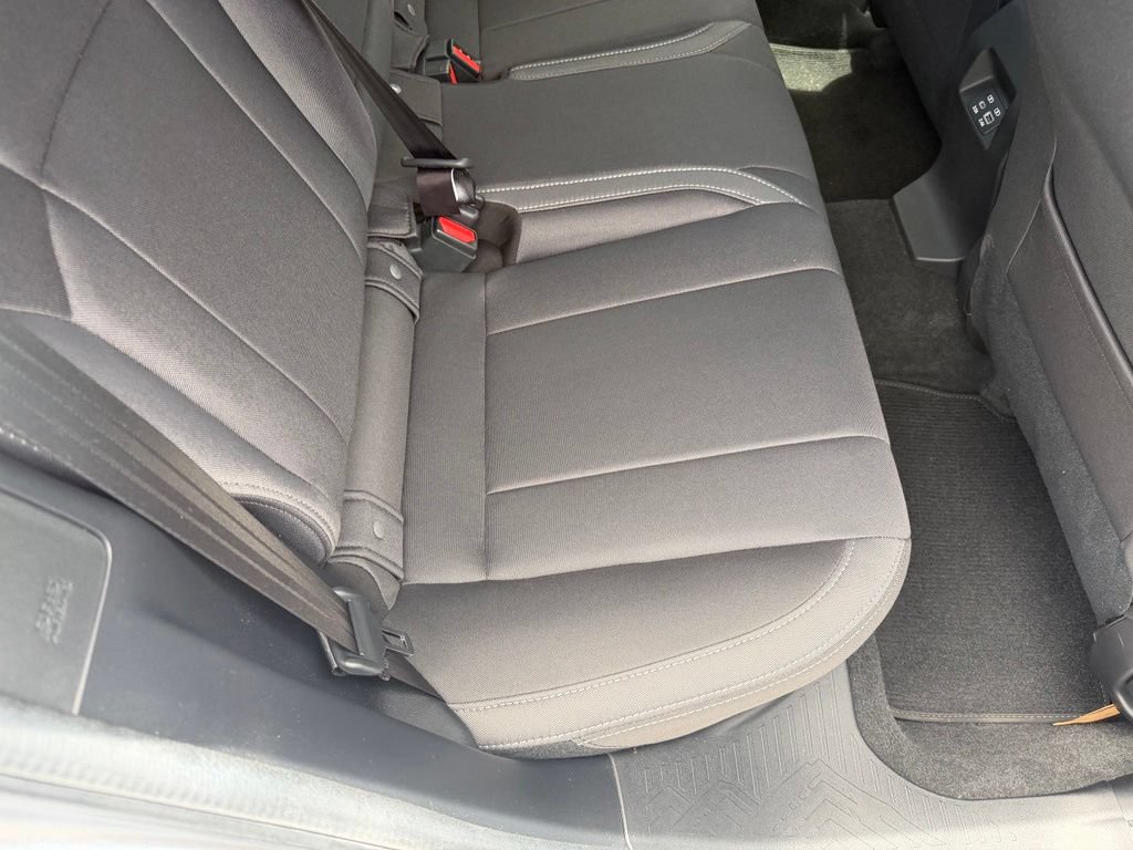 Used 2026 Subaru Crosstrek 2.5i Premium AWD/4WD image 18