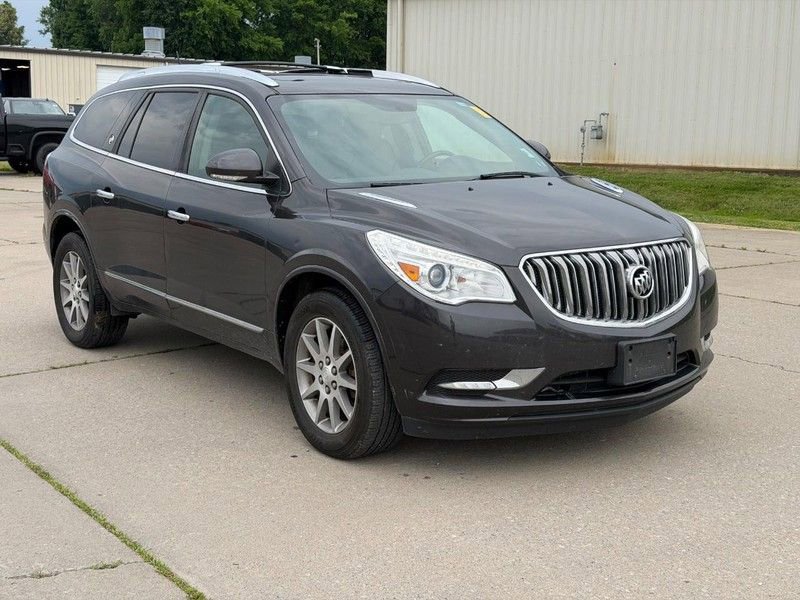 Used 2017 Buick Enclave Leather w/ Trailering Package FWD image 1