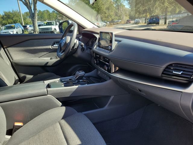 Used 2023 Nissan Rogue SV image 33