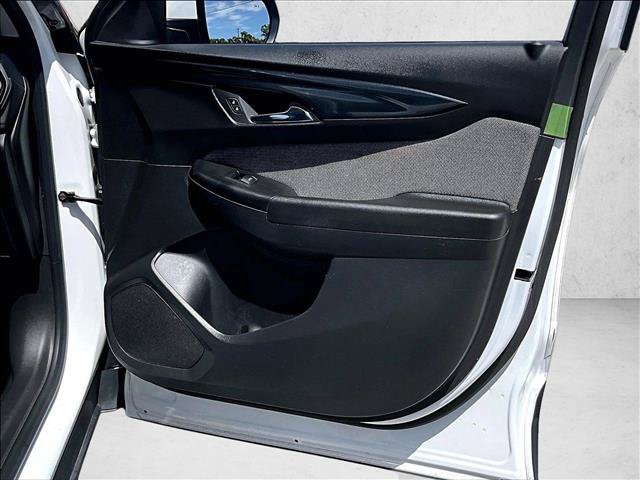 Certified 2024 Chevrolet TrailBlazer LT w/ Driver Confidence Package FWD image 19