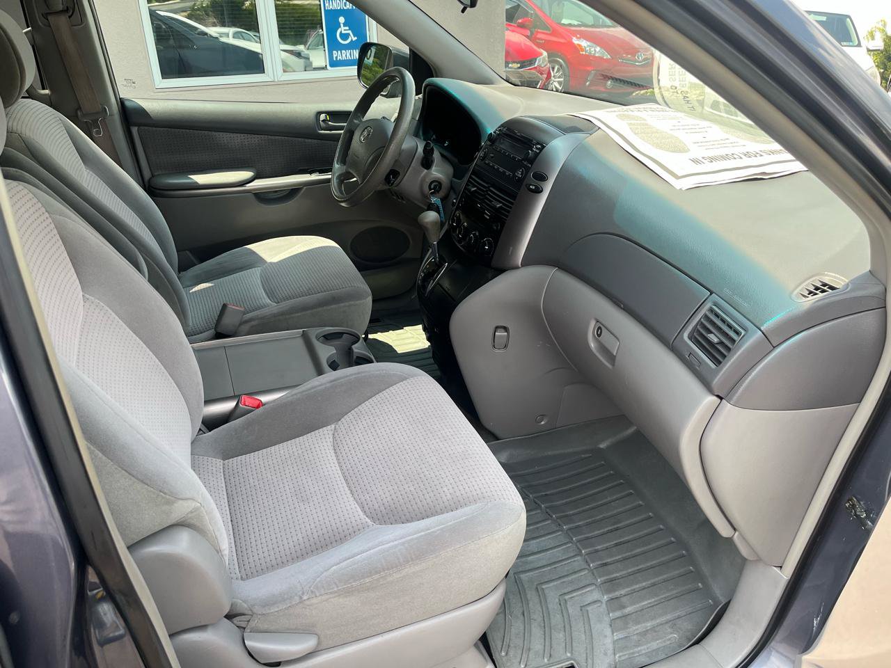 Used 2006 Toyota Sienna LE AWD/4WD image 27