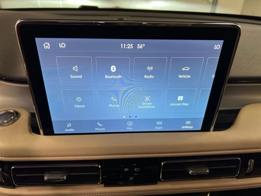 Used 2023 Lincoln Aviator AWD w/ Premium Package image 10
