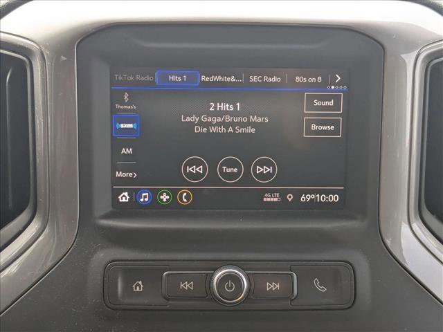 Used 2020 Chevrolet Silverado 1500 Custom w/ Custom Value Package image 17