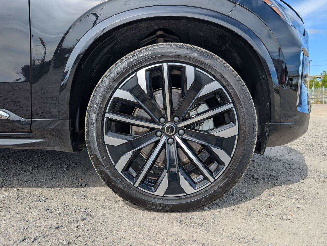 Used 2026 Volvo XC90 B6 Ultra AWD/4WD image 29