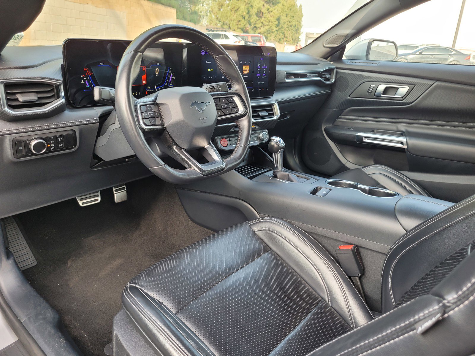 Used 2024 Ford Mustang Premium image 9